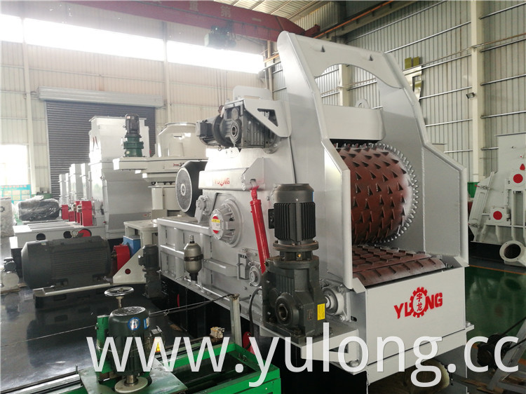 Yulong Machinery for Crushing Wood Logs